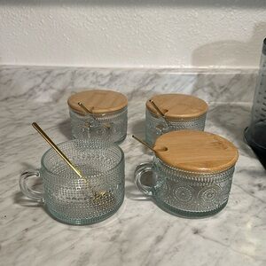 Glass cup set